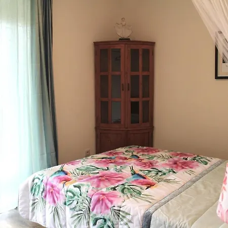 Villa Vale Aguas Vivas, Odyssey House *